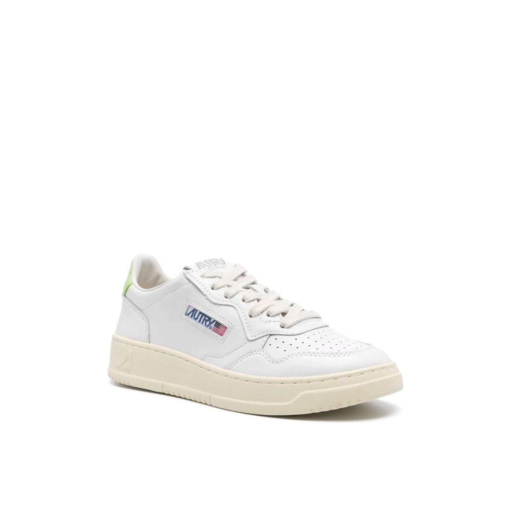 Zapatillas bajas Autry de cuero blanco