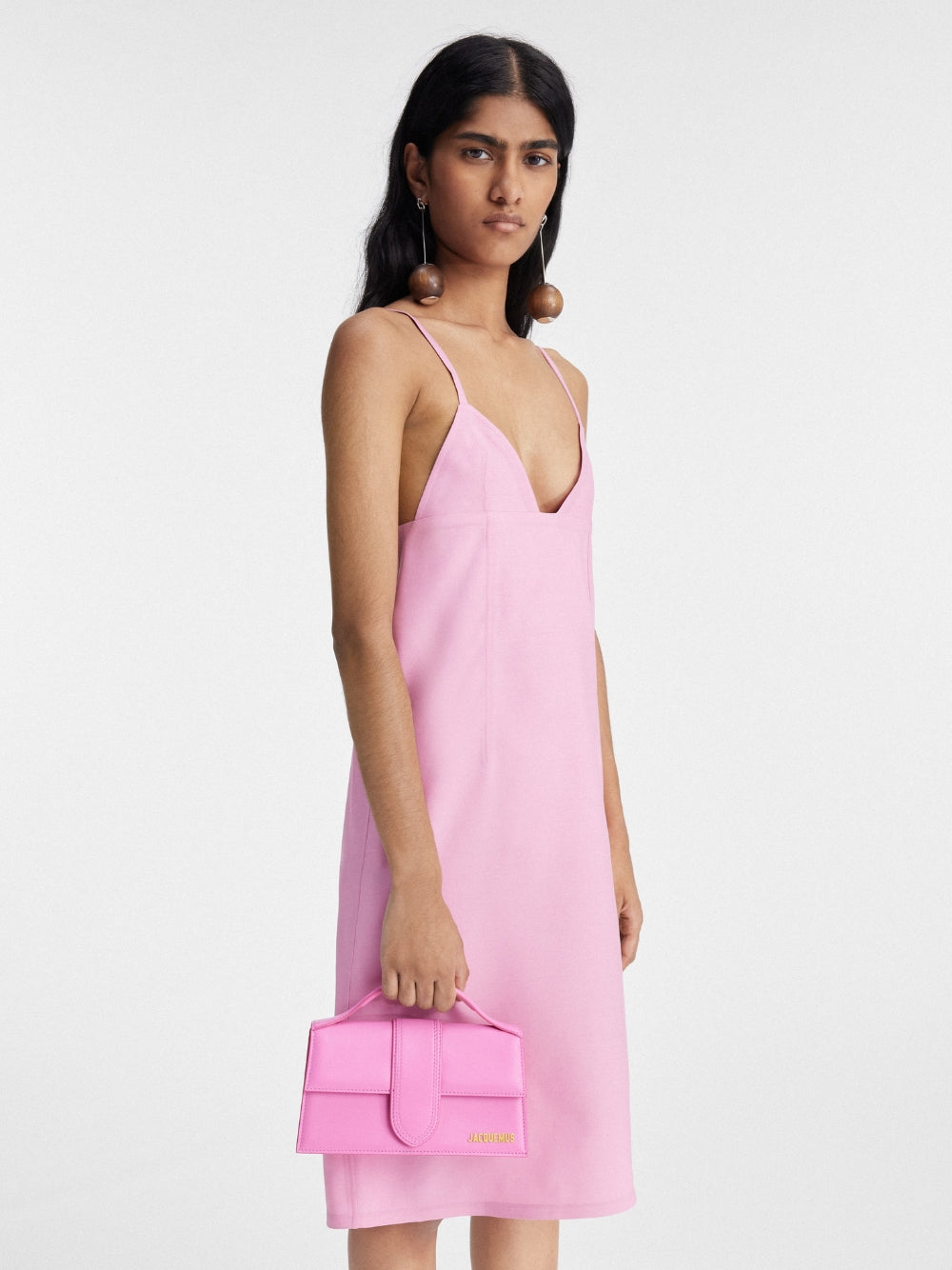 Bolso Jacquemus Le Grand Bambino de Cuero Rosa Neón