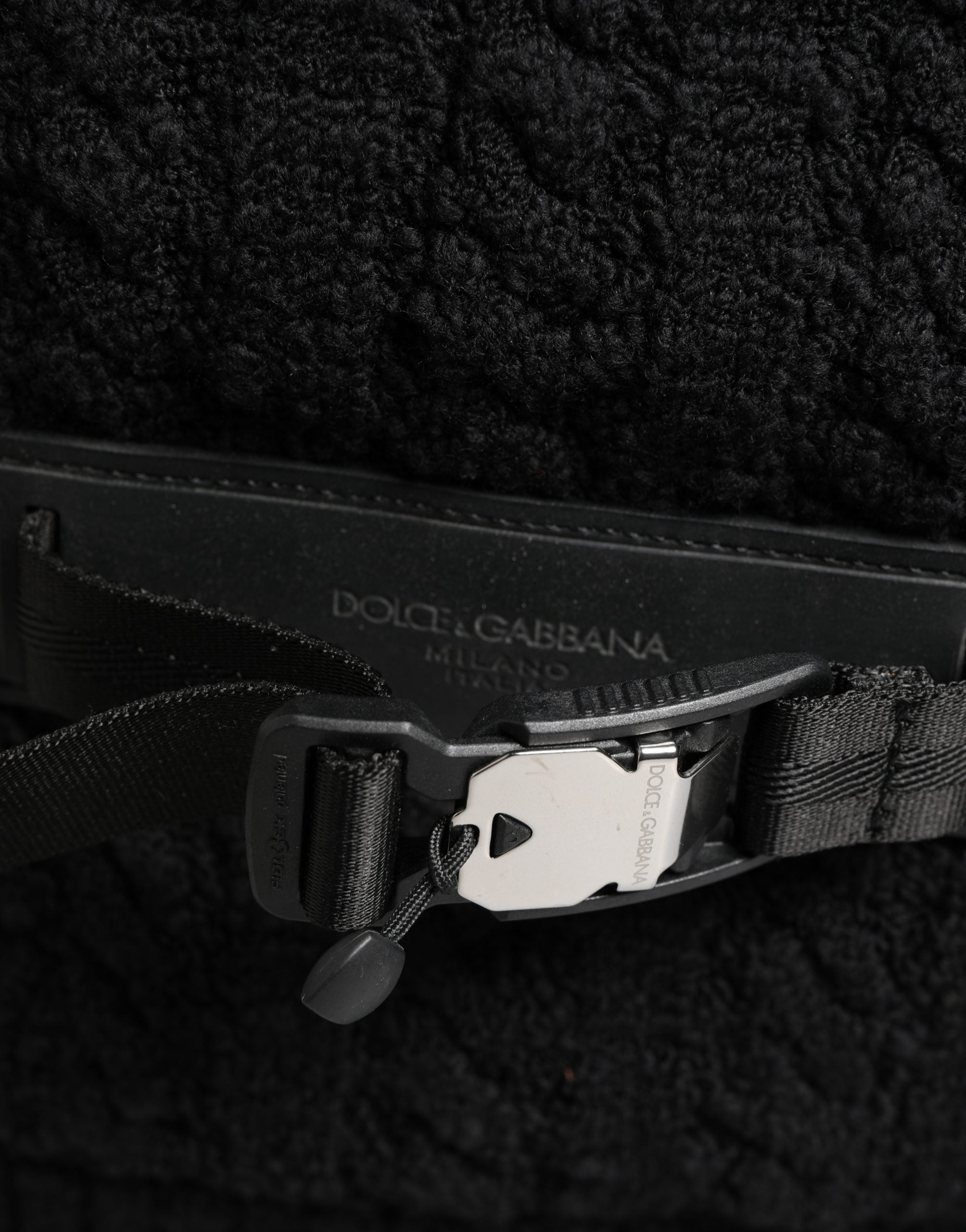 Dolce & Gabbana Bolso de Viaje Tipo Mochila con Cordón de Lana Tricot Negro