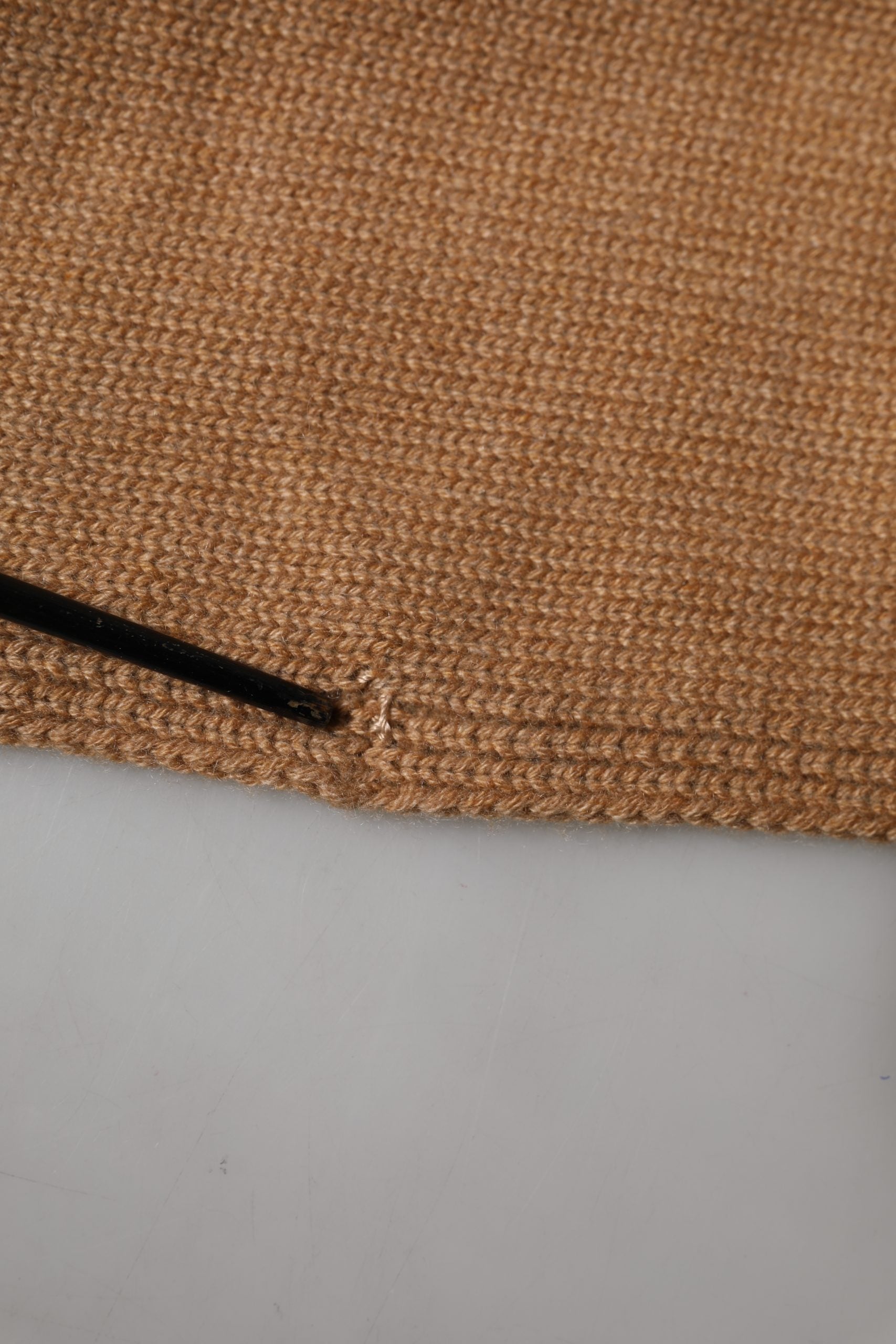 Dolce & Gabbana Brown Cashmere Knitted Men Neck Warmer One Size Scarf