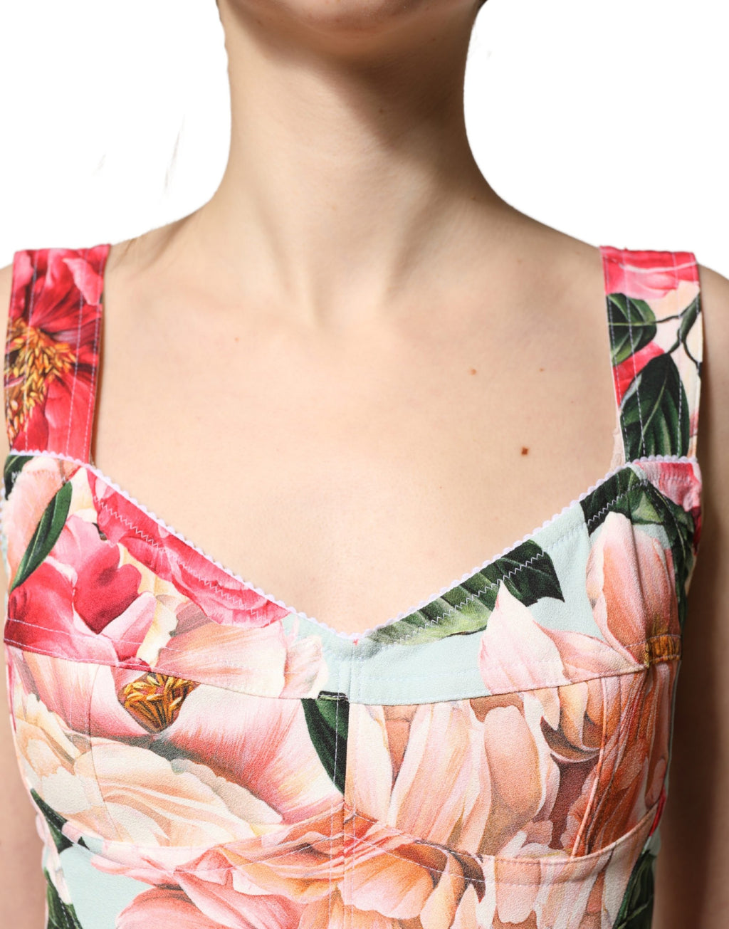 Vestido tubo de viscosa con estampado floral multicolor de Dolce & Gabbana