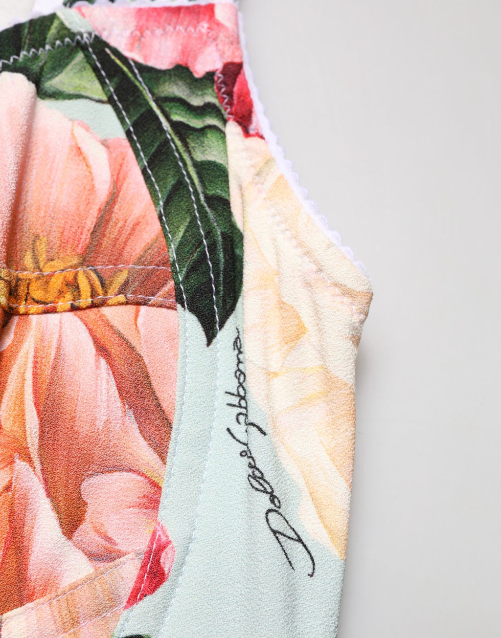 Vestido tubo de viscosa con estampado floral multicolor de Dolce & Gabbana