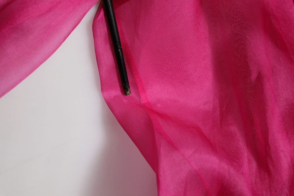 Top blusa abotonado de gasa transparente fucsia de Dolce & Gabbana