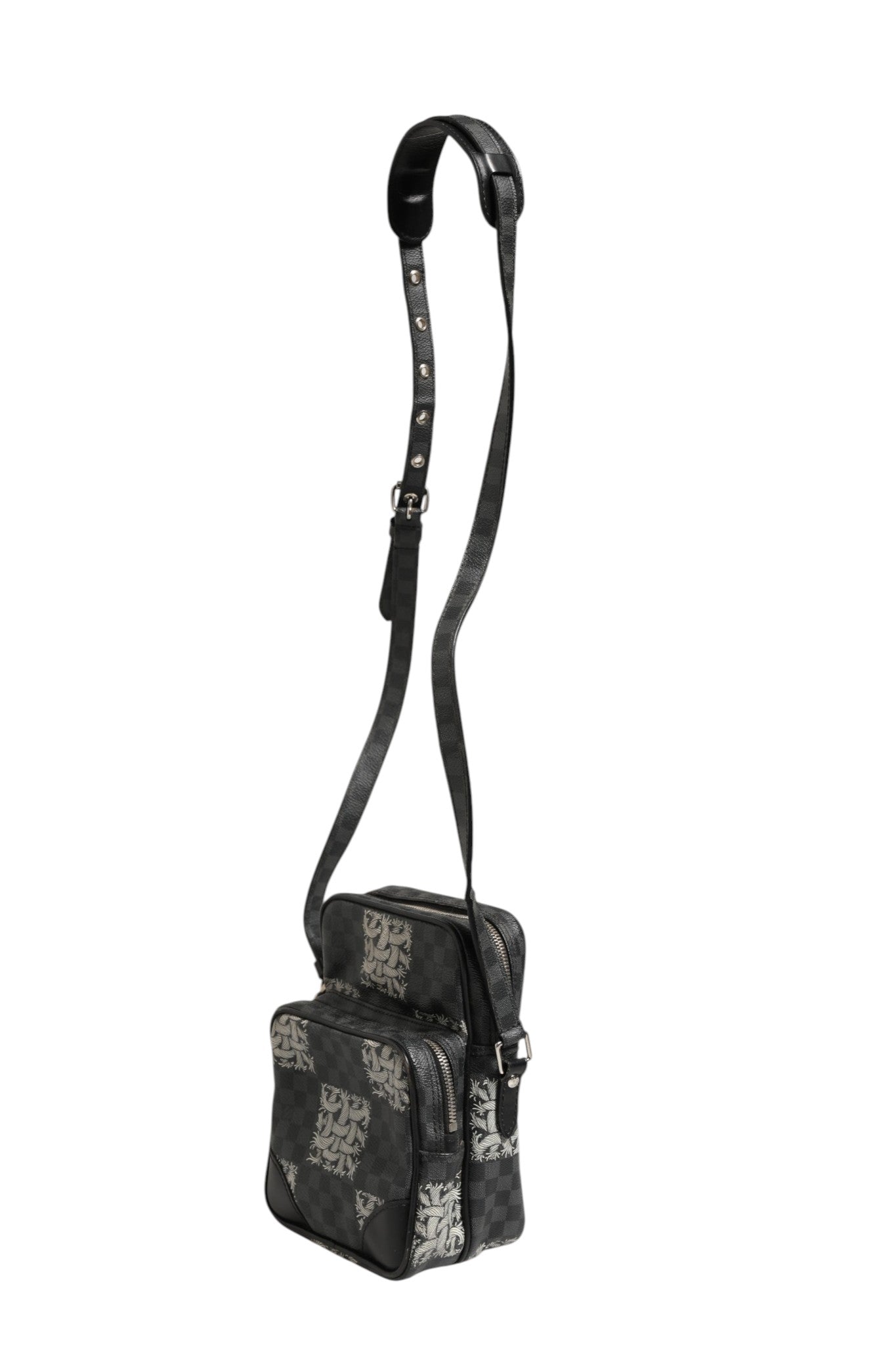 Bolso de hombro Louis Vuitton Black Damier Graphite Canvas Amazon Christopher Nemeth