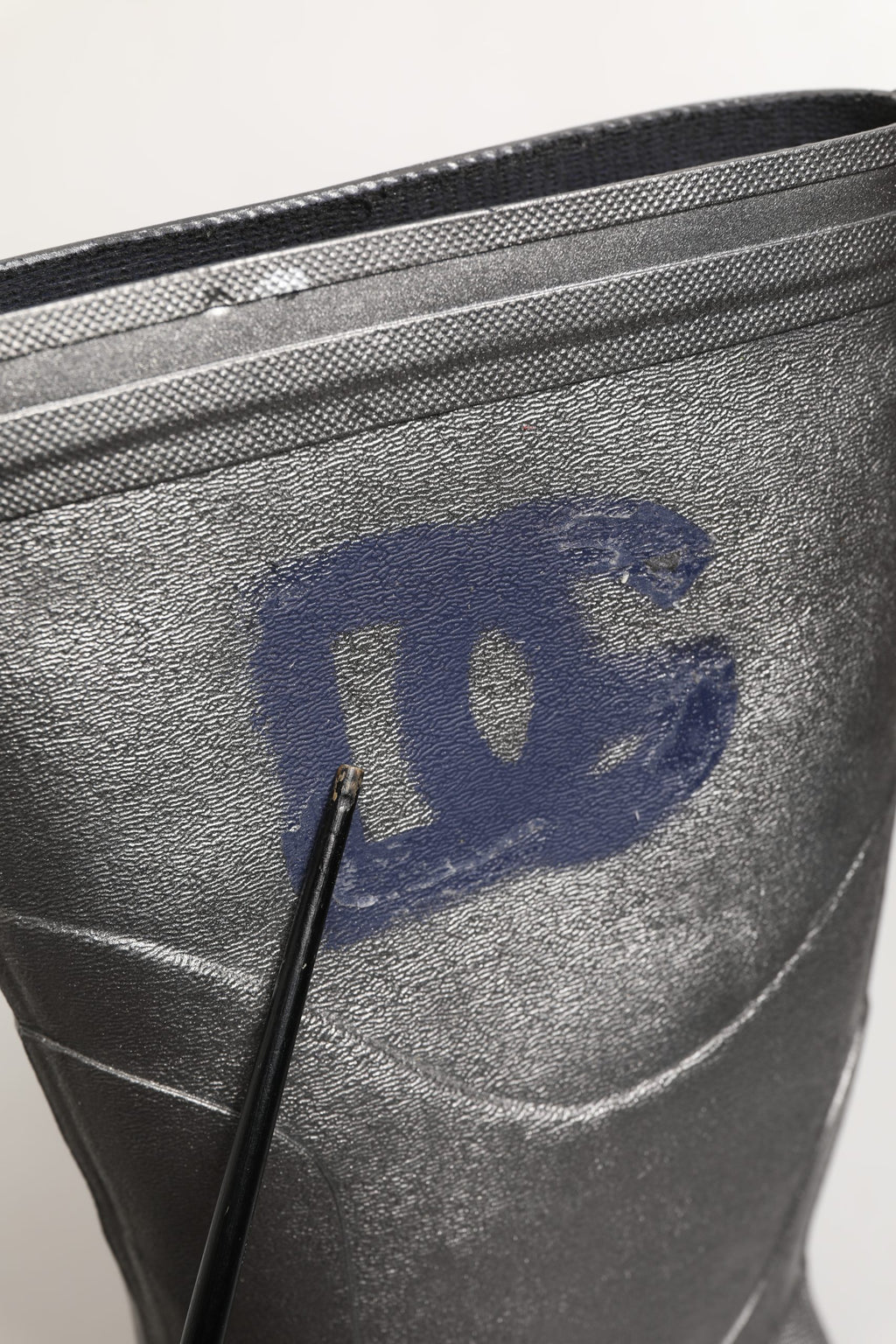 Botas de agua Dolce & Gabbana metalizadas plateadas sin cordones para hombre