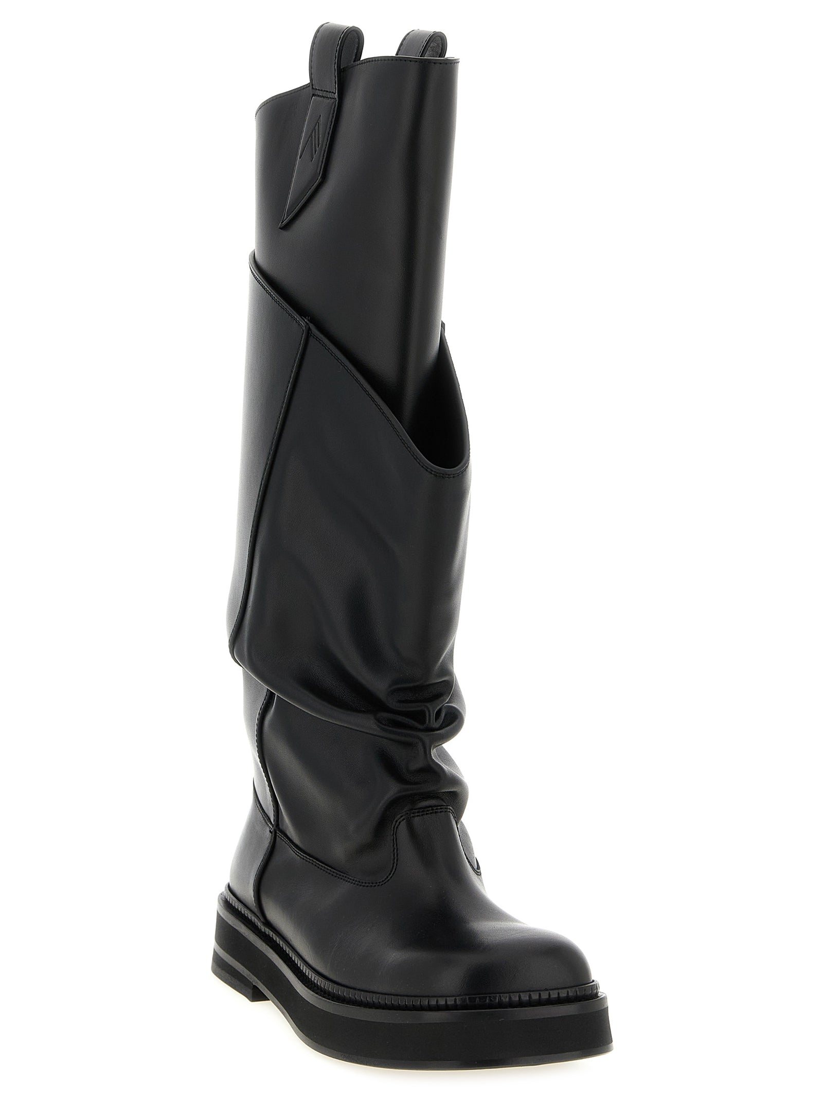 Bota mosquetera Attico de piel de becerro negra