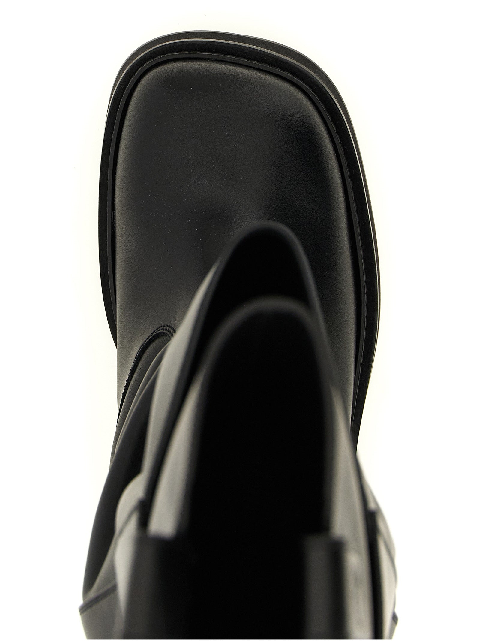Bota mosquetera Attico de piel de becerro negra