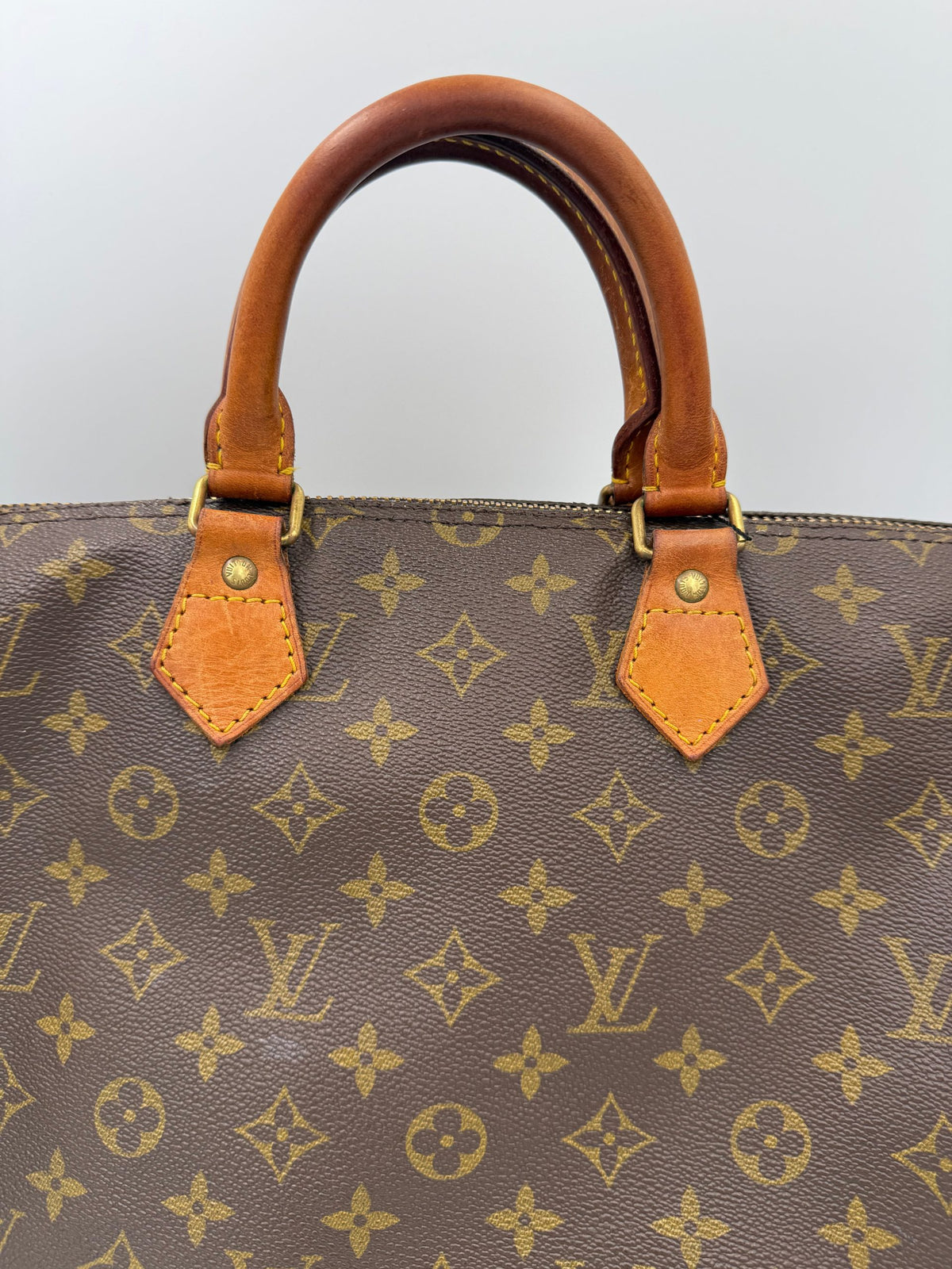 Louis Vuitton LOUIS VUITTON Speedy 35 Monogram Handbag