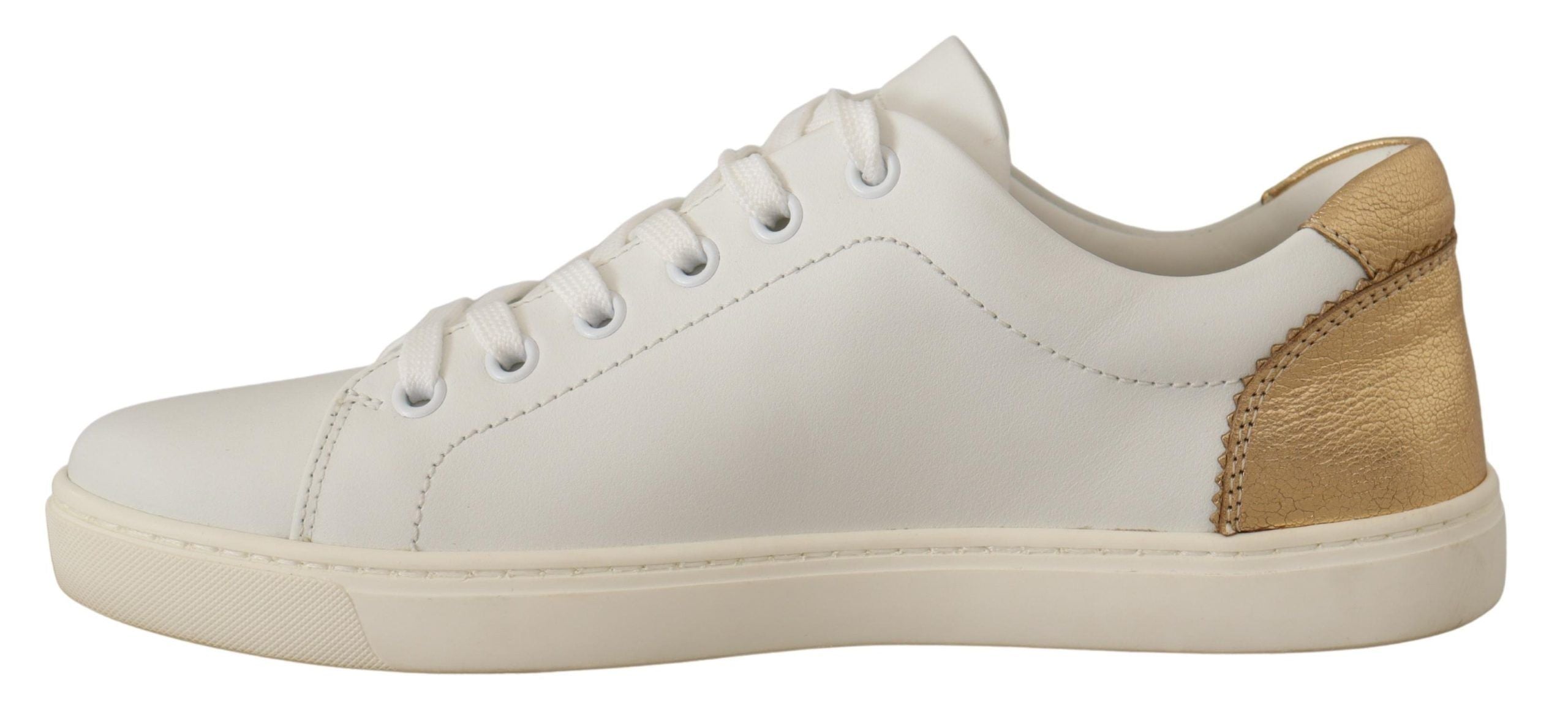 Zapatillas Dolce & Gabbana elegantes de cuero blanco con detalles dorados