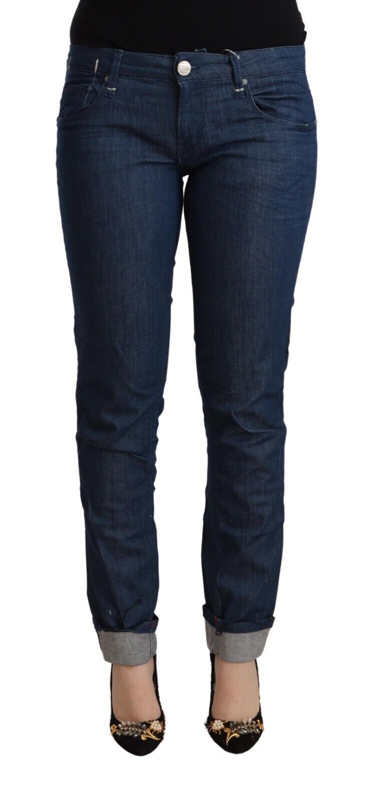 Ocho elegantes jeans ajustados de tiro bajo