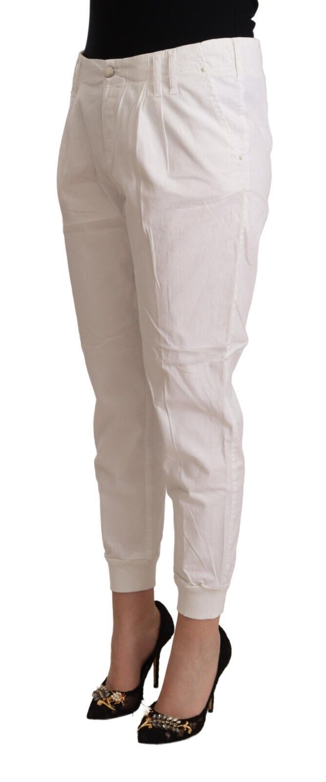 Pantalones met Chic blancos, tobilleros y con corte ajustado