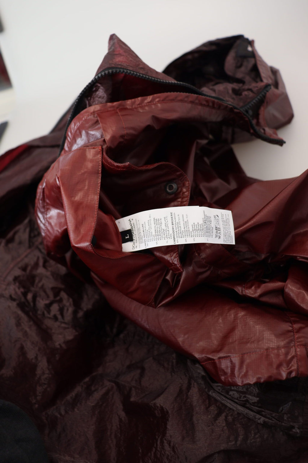 Chaqueta con capucha y cremallera completa elegante burdeos de Dolce & Gabbana