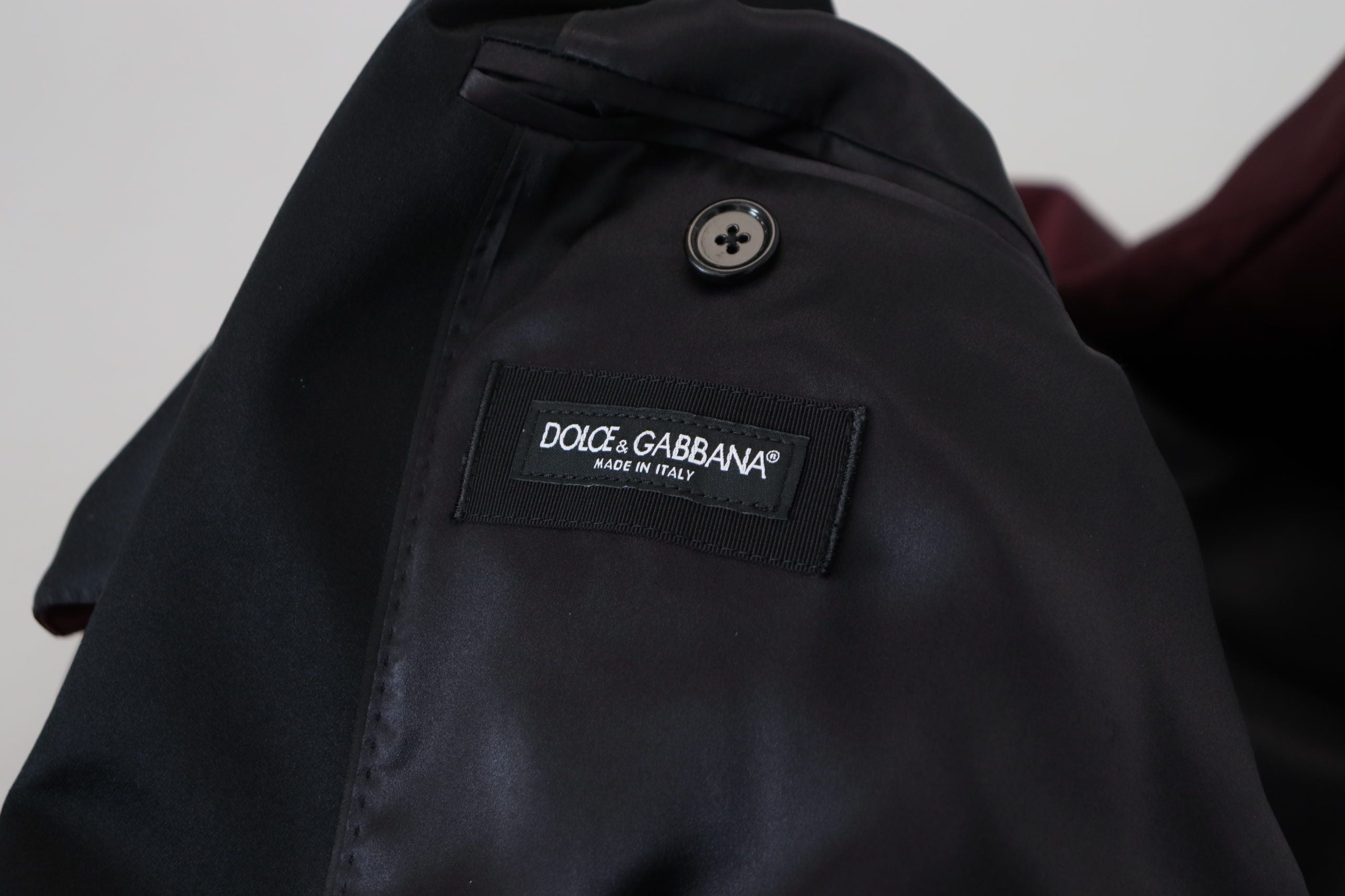 Chaqueta cruzada elegante burdeos de Dolce & Gabbana