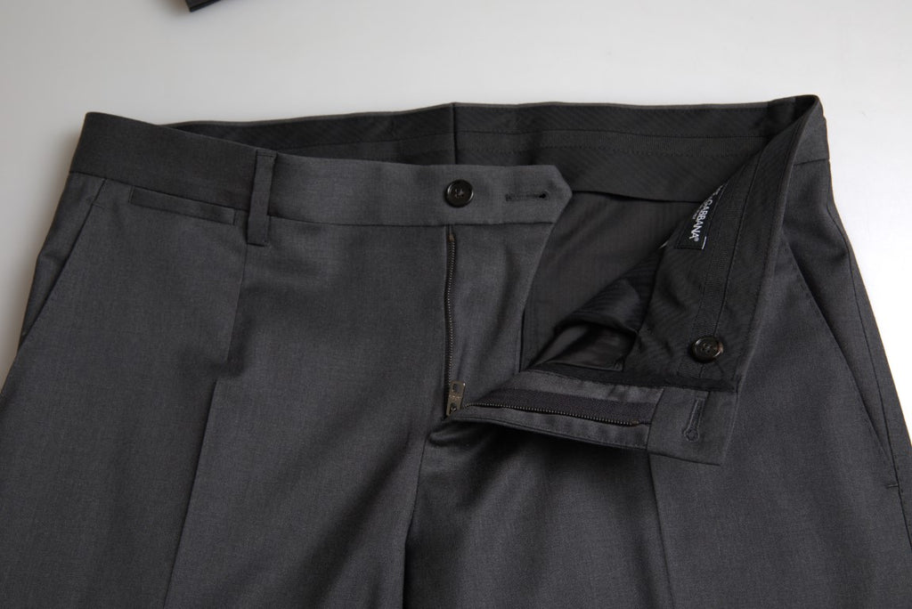 Traje cruzado Dolce & Gabbana de corte entallado en gris elegante