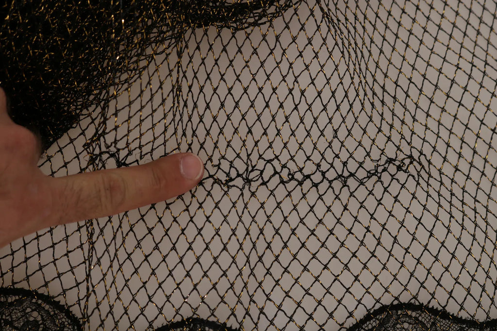 Dolce & Gabbana Vestido acampanado negro con corazón de cristal dorado