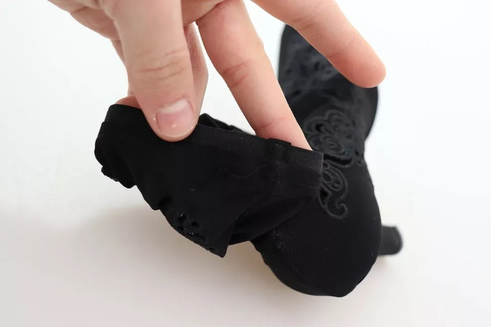 Zapatos de tacón Dolce & Gabbana negros elásticos con encaje floral