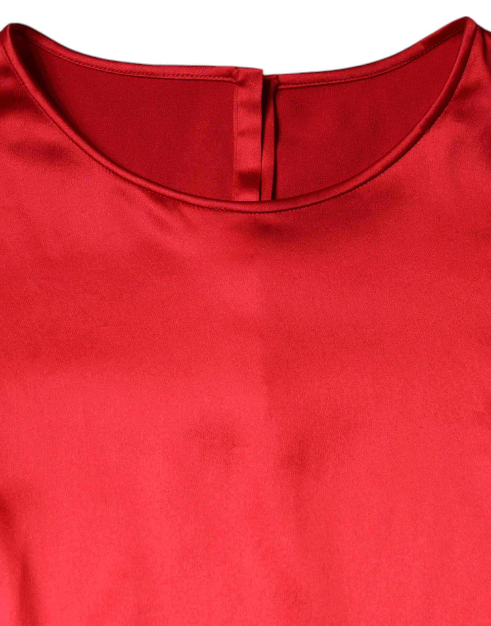 Blusa de satén rojo con encaje y cuello redondo de Dolce & Gabbana