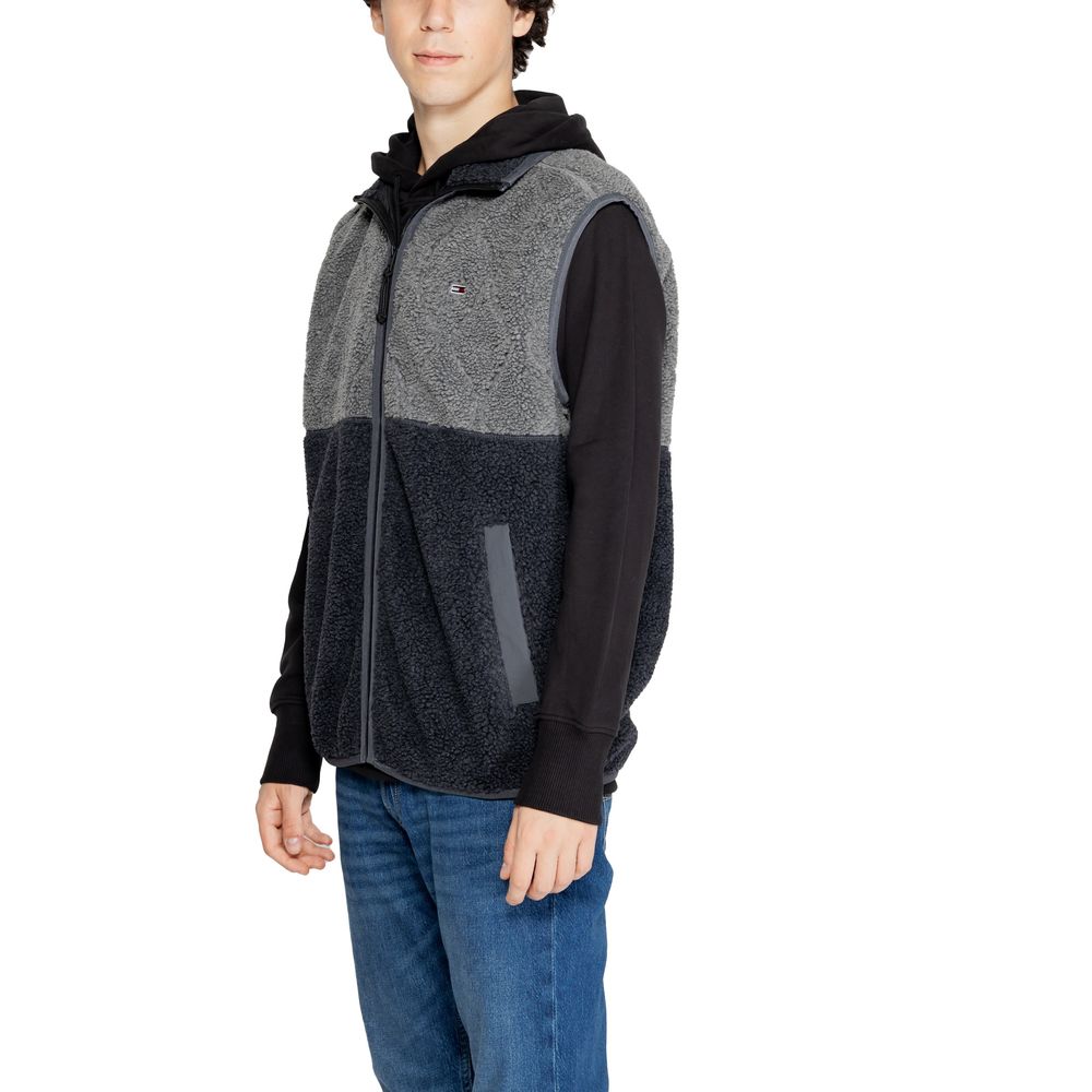 Chaqueta Tommy Hilfiger Jeans de poliéster reciclado negra