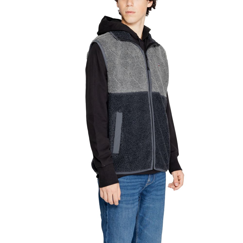 Chaqueta Tommy Hilfiger Jeans de poliéster reciclado negra