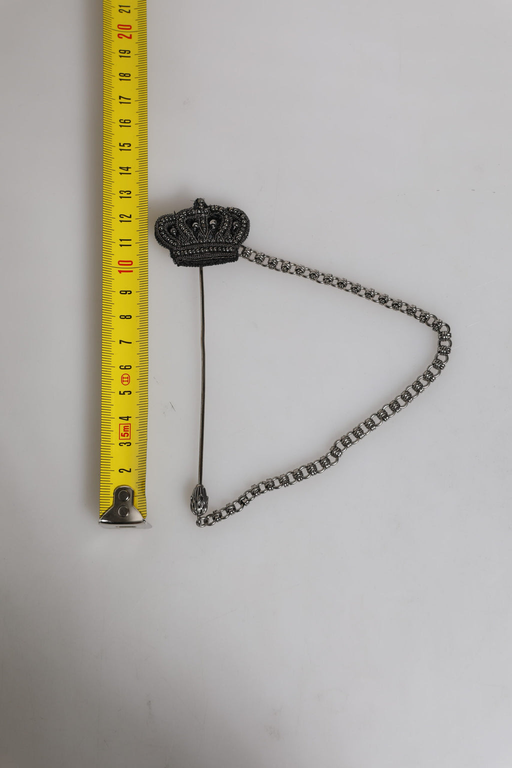 Dolce & Gabbana Silver Tone Brass Crown Chain Women Brooch Lapel Pin