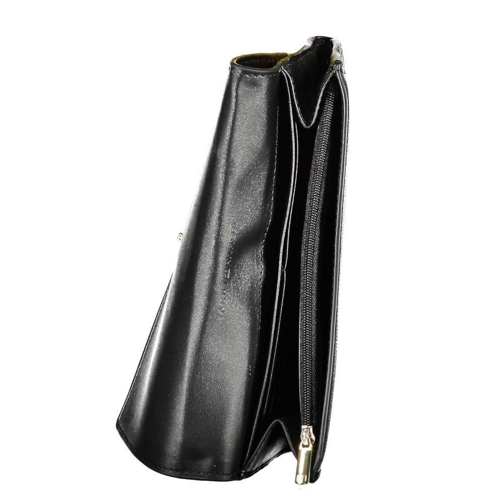 Cartera Tommy Hilfiger negra de polietileno