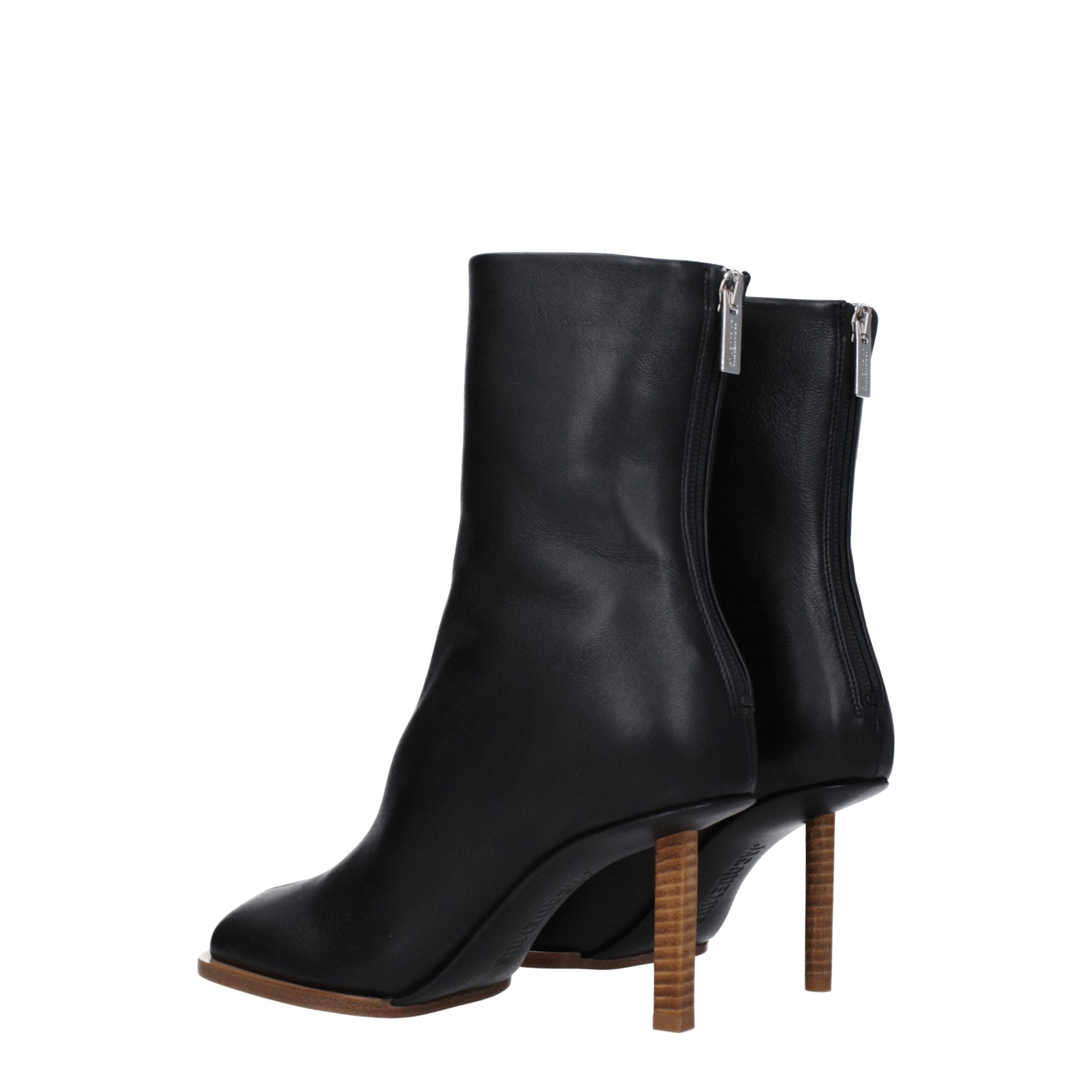 Jacquemus Black Leather Ankle