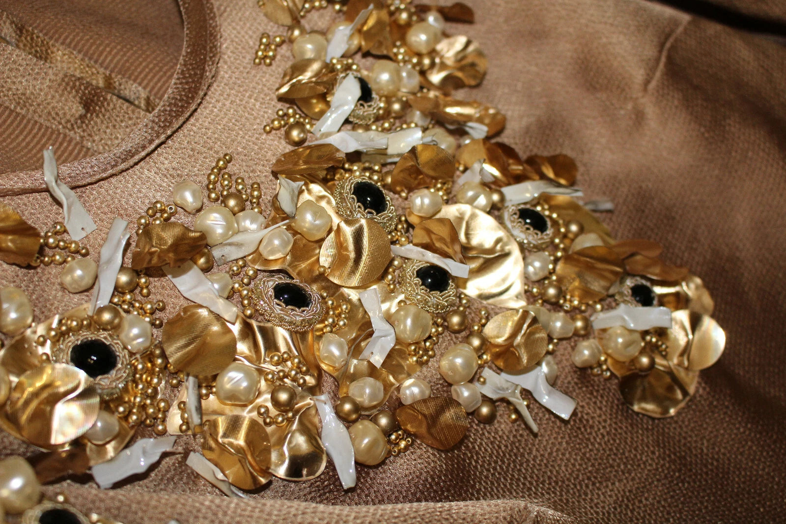 Blusa de cristal de pasarela Dolce & Gabbana Gold, PIEZA ESPECIAL