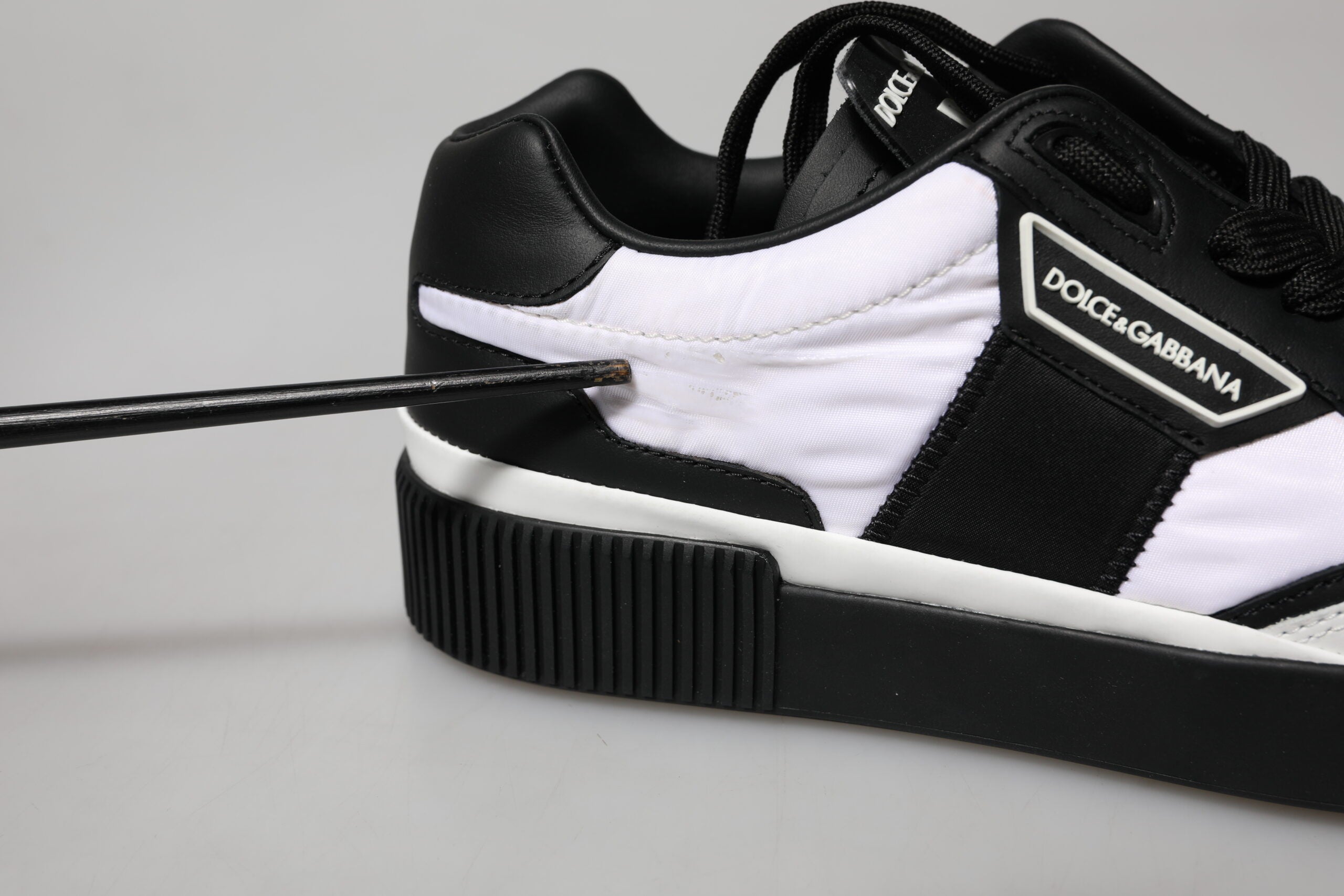 Dolce & Gabbana Zapatillas Bajas MIAMI de Cuero Blanco y Negro